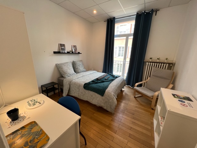 Maison Foch à Mulhouse centre-ville, 8 chambres privées à louer à 2 minutes à pied de la gare TGV